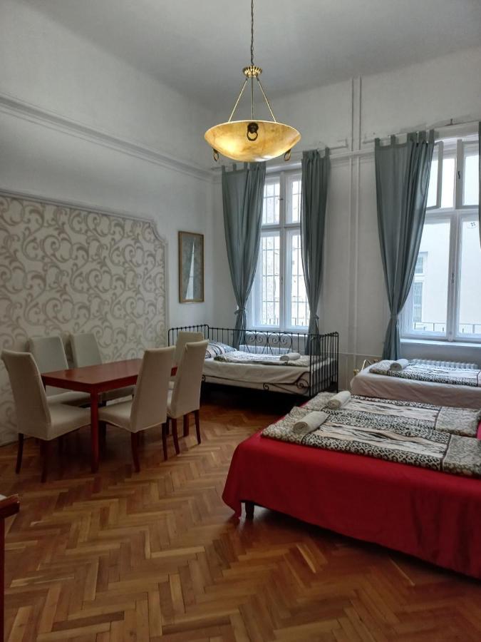 Central Apartments Of Budapest